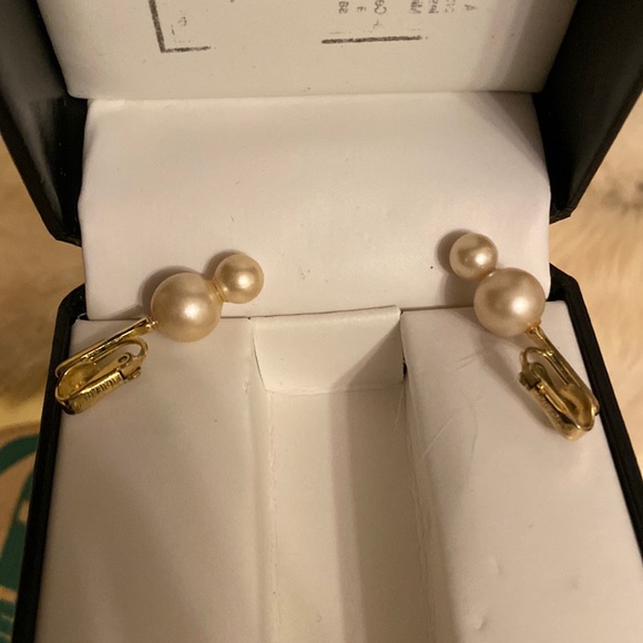 Vintage Vendome trifari & Evco clip on earrings - Picture 14 of 15